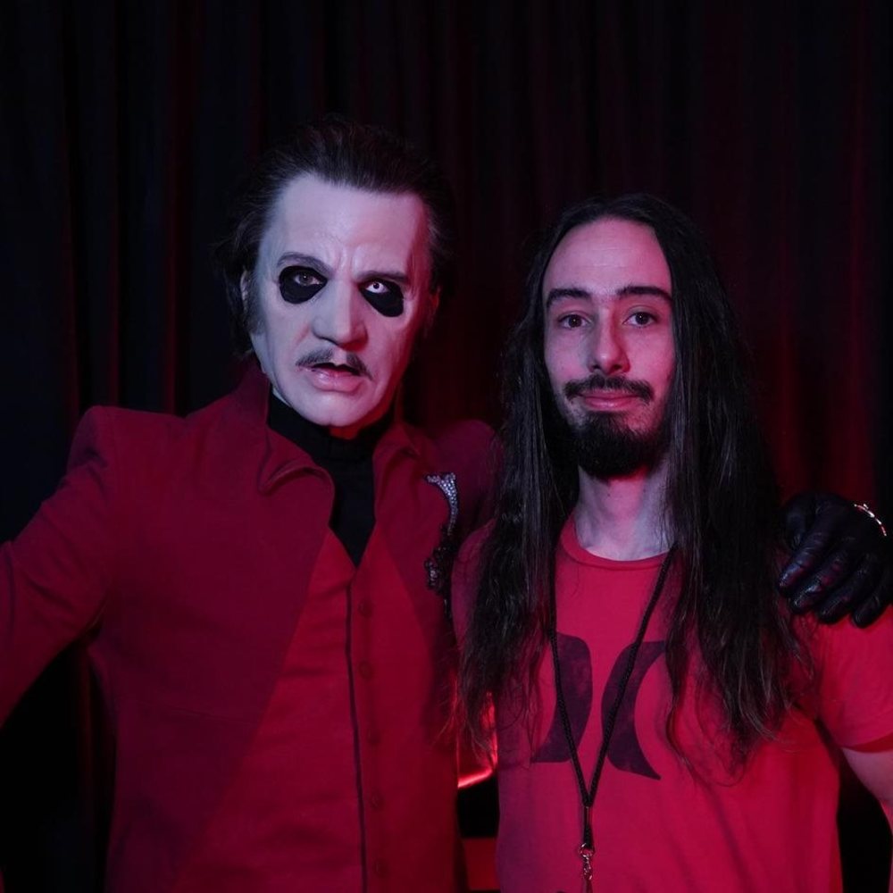 Meet your Posher, Wesley